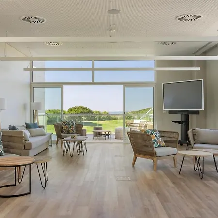Отель Crowne Plaza - Caparica Lisbon Кошта-да-Капарика