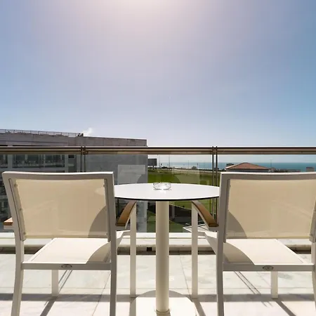 Отель Crowne Plaza - Caparica Lisbon 4*