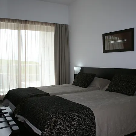 Отель Crowne Plaza - Caparica Lisbon
