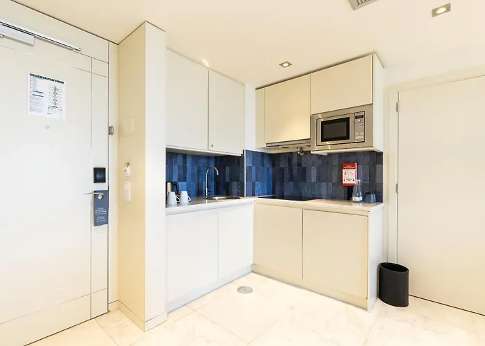 Hotel Crowne Plaza - Caparica Lisbon 4*