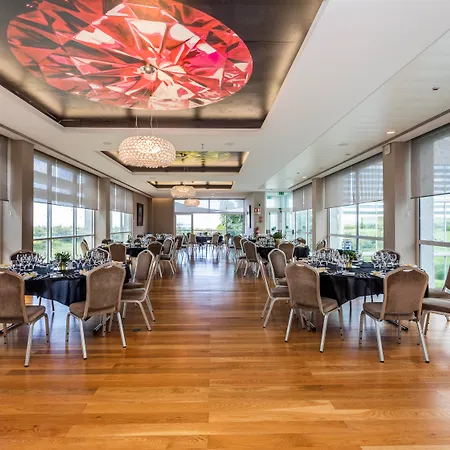 Crowne Plaza - Caparica Lisbon 4*