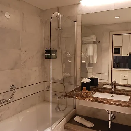 Crowne Plaza - Caparica Lisbon