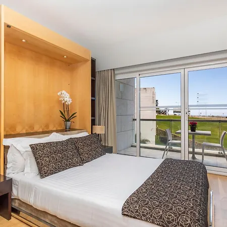 Crowne Plaza - Caparica Lisbon Szálloda