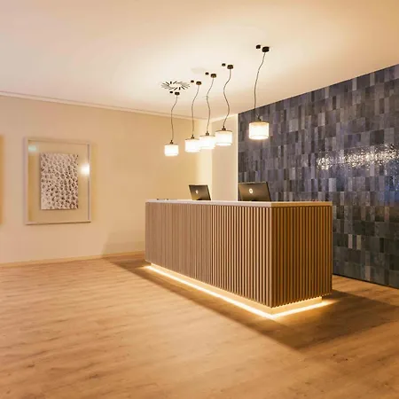 Crowne Plaza - Caparica Lisbon Szálloda 4*