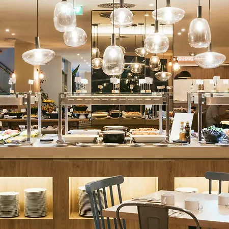 Crowne Plaza - Caparica Lisbon מלון קוסטה דה קפאריקה
