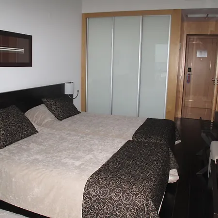 Szálloda Crowne Plaza - Caparica Lisbon