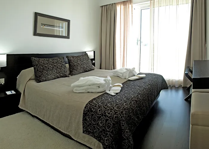 Crowne Plaza - Caparica Lisbon Hotel