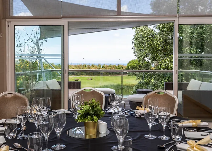 Hotel Crowne Plaza - Caparica Lisbon 4*