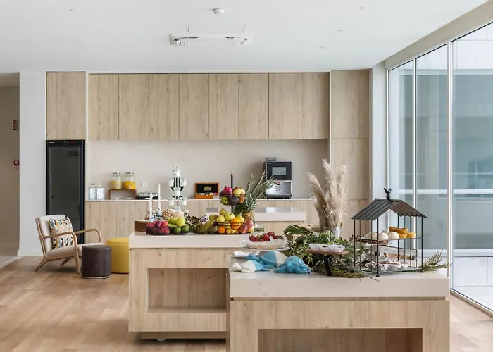 Crowne Plaza - Caparica Lisbon Hotel 4*