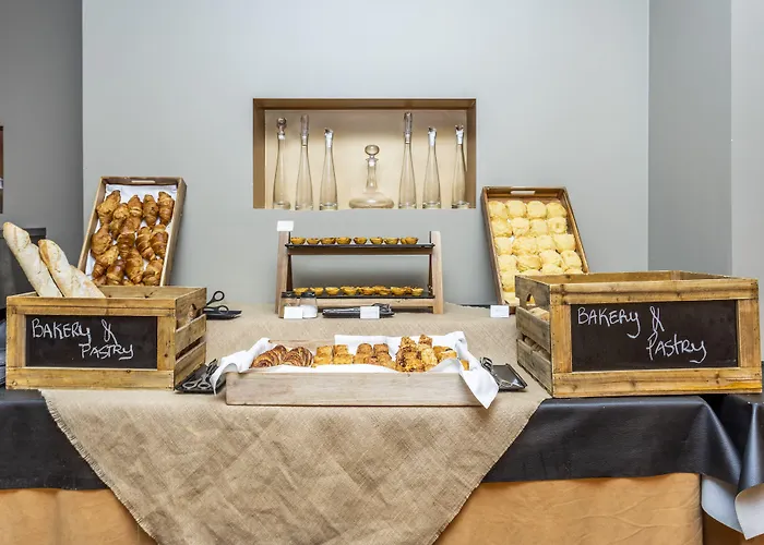 Hotel Crowne Plaza - Caparica Lisbon 4*